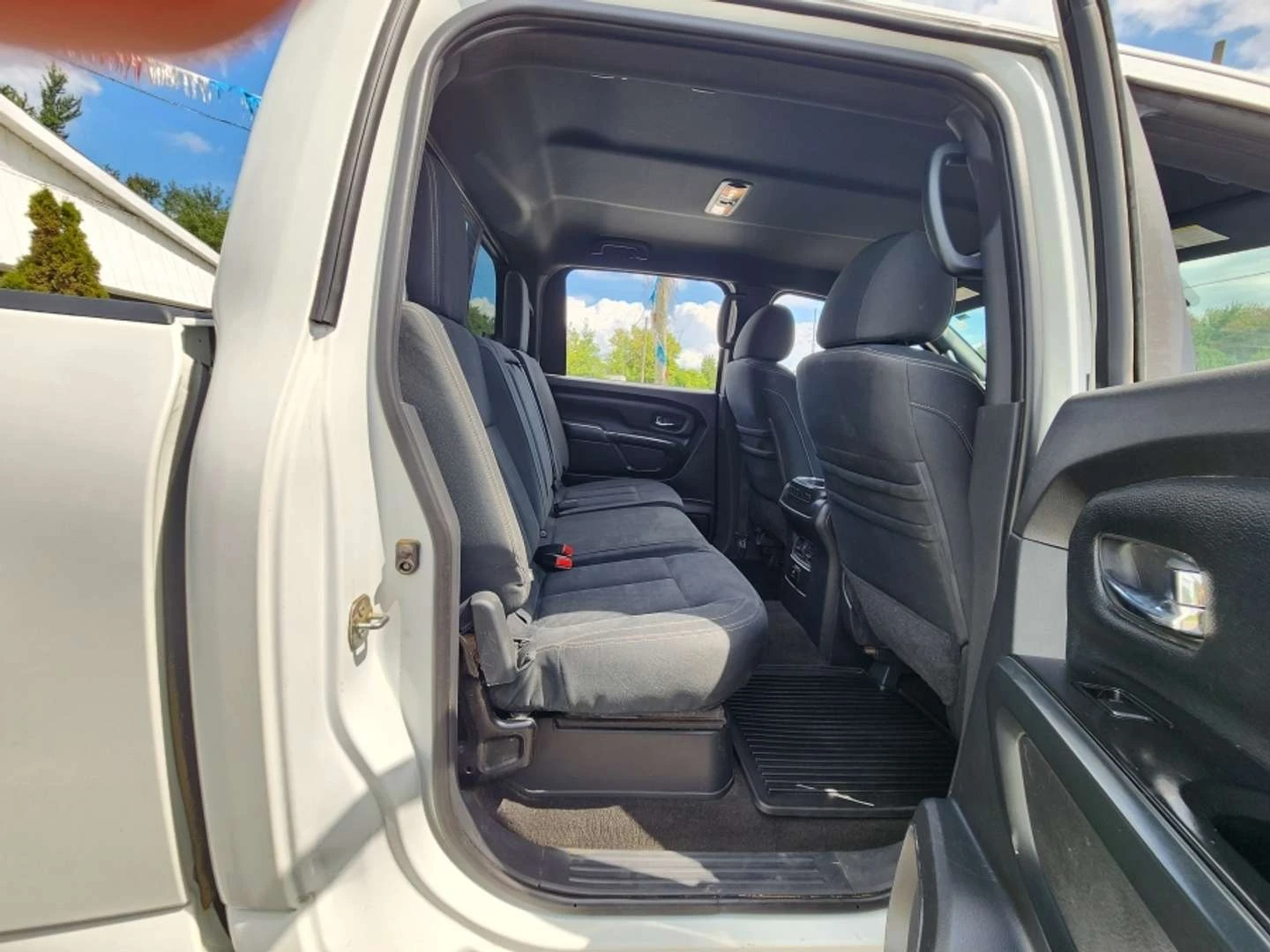 Nissan Titan crew cab | Mobile.bg � ����������� 12