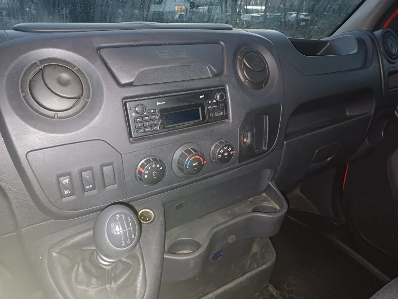 Renault Master 2.3 D, снимка 11 - Бусове и автобуси - 48381926