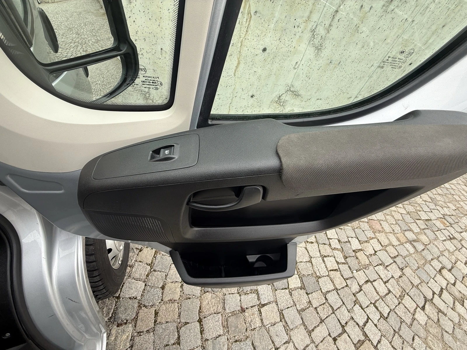 Peugeot Boxer 2.2HDI/MULTY/NAVI/6 speed/Excellent! | Mobile.bg � ����������� 15