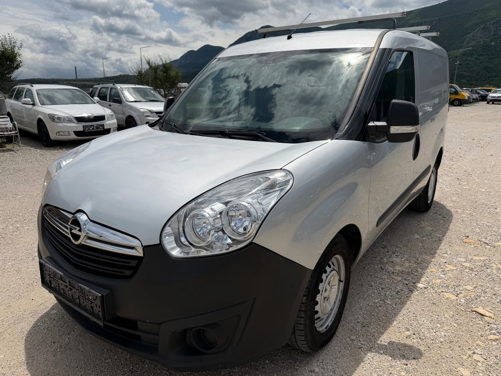Opel Combo 1.250/90кс EVRO5 Климатик 145000км