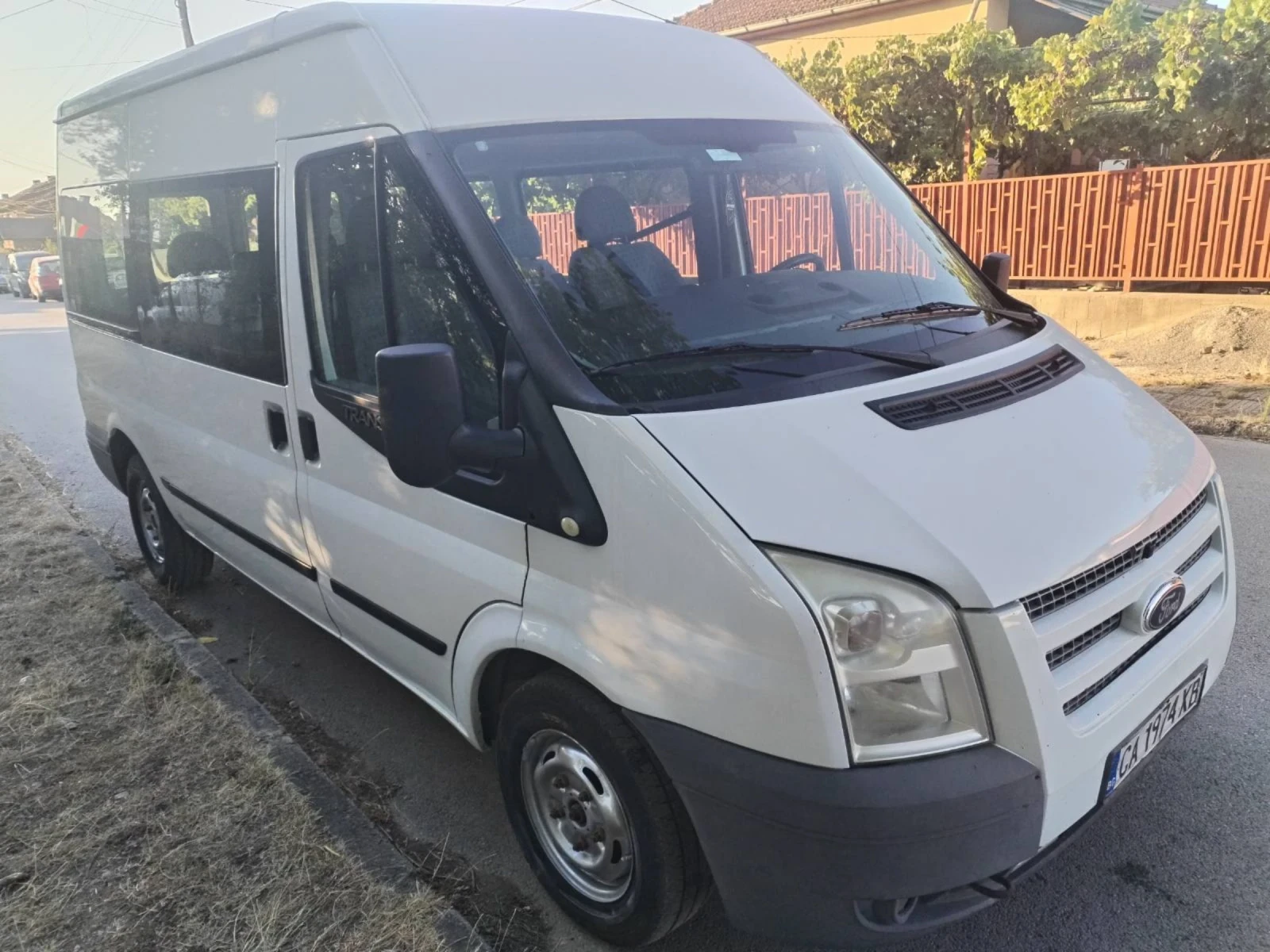 Ford Transit 2.2 D пътнически, снимка 7 - Бусове и автобуси - 55698226