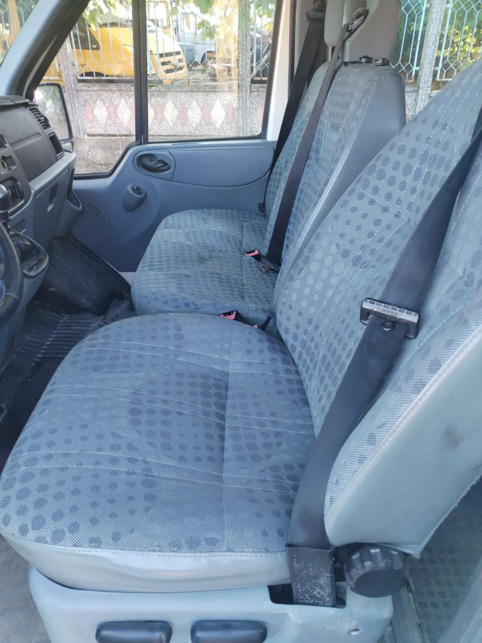 Ford Transit 2.2 D пътнически, снимка 9 - Бусове и автобуси - 55698226