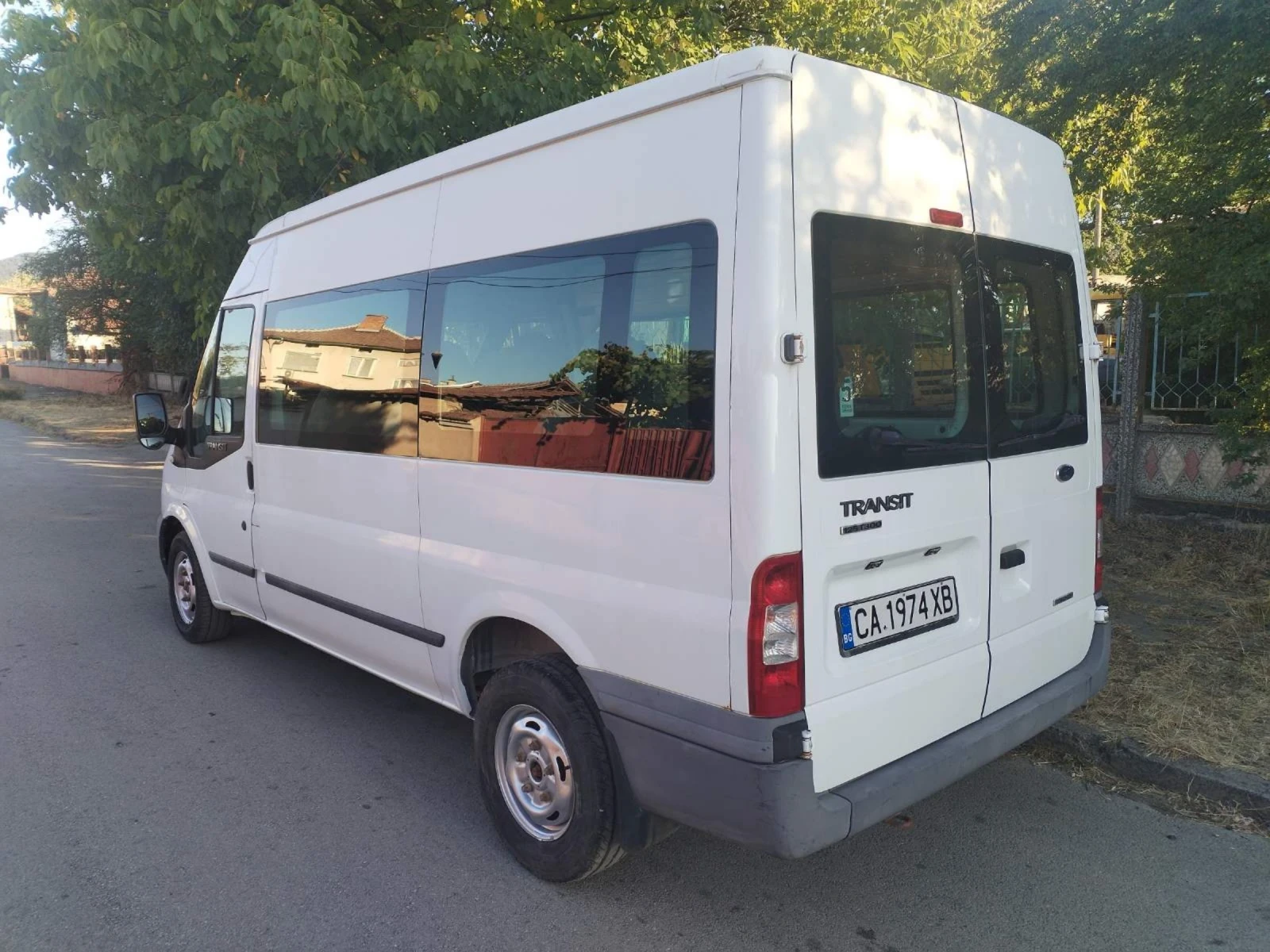 Ford Transit 2.2 D пътнически, снимка 3 - Бусове и автобуси - 55698226