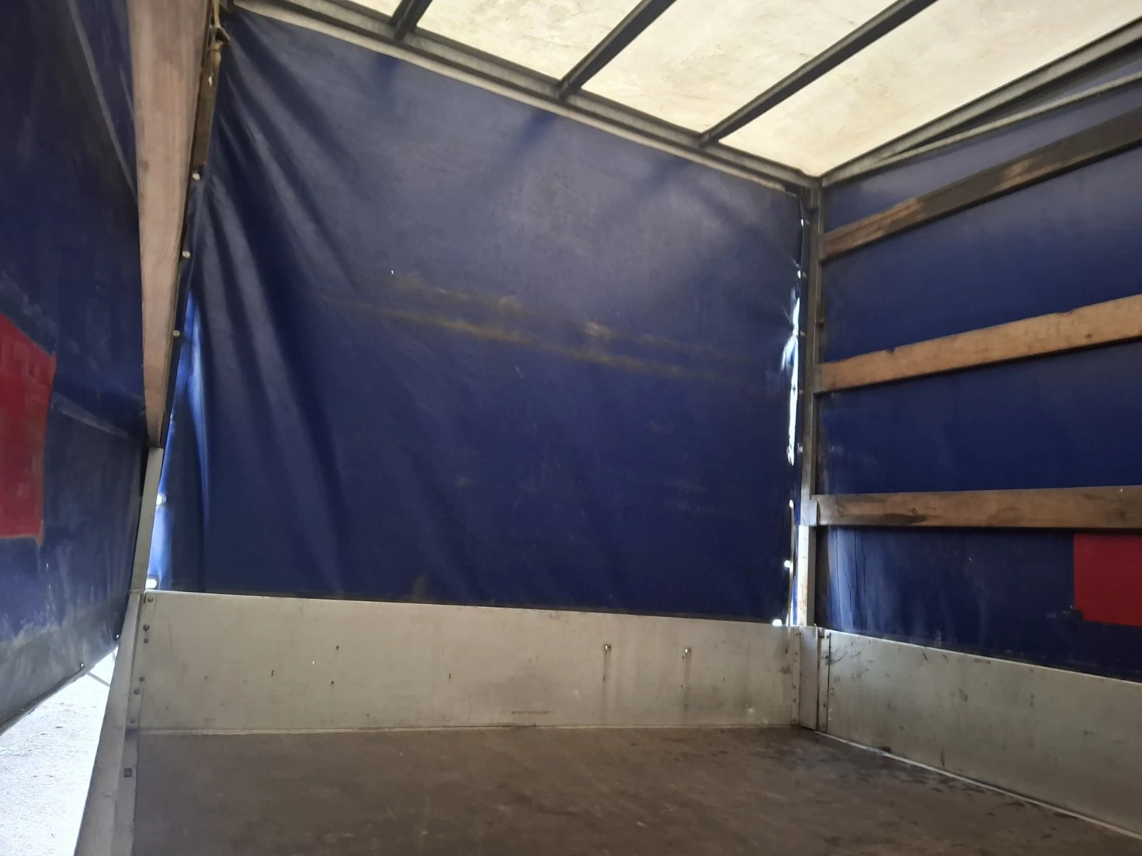 Man Tgl Само Каросерията, снимка 8 - Камиони - 53774806