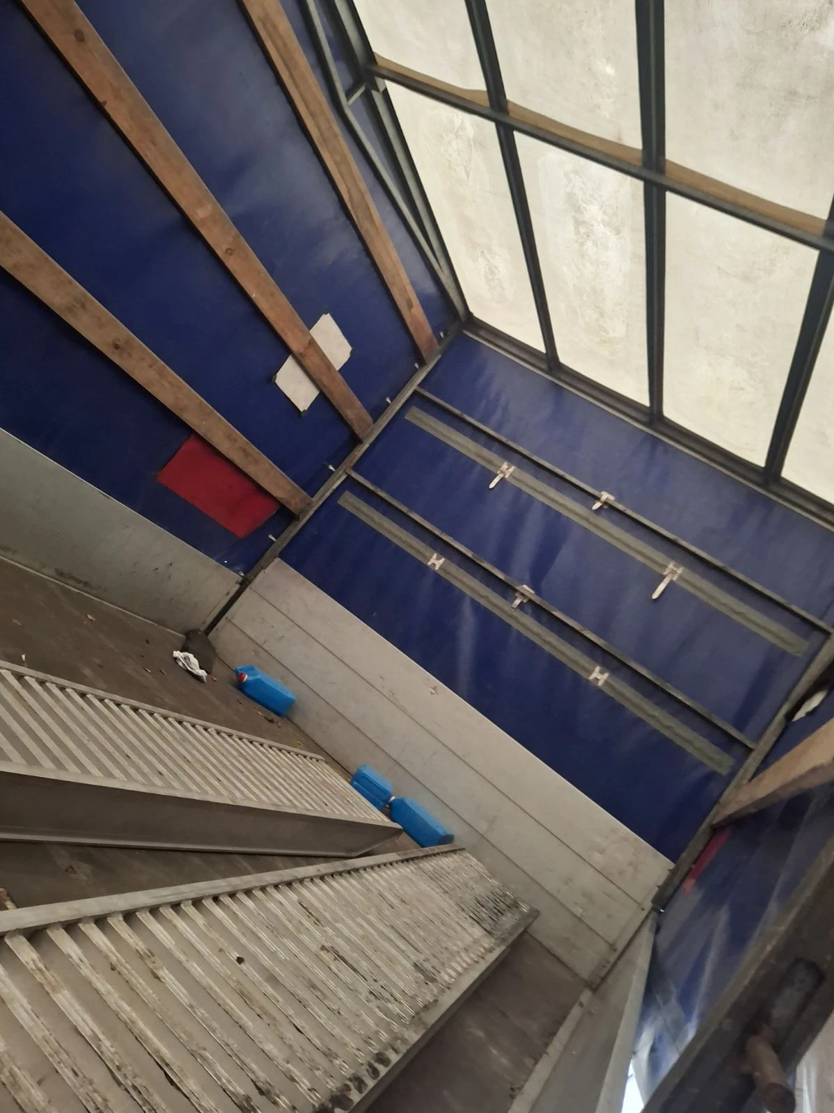 Man Tgl Само Каросерията, снимка 5 - Камиони - 53774806