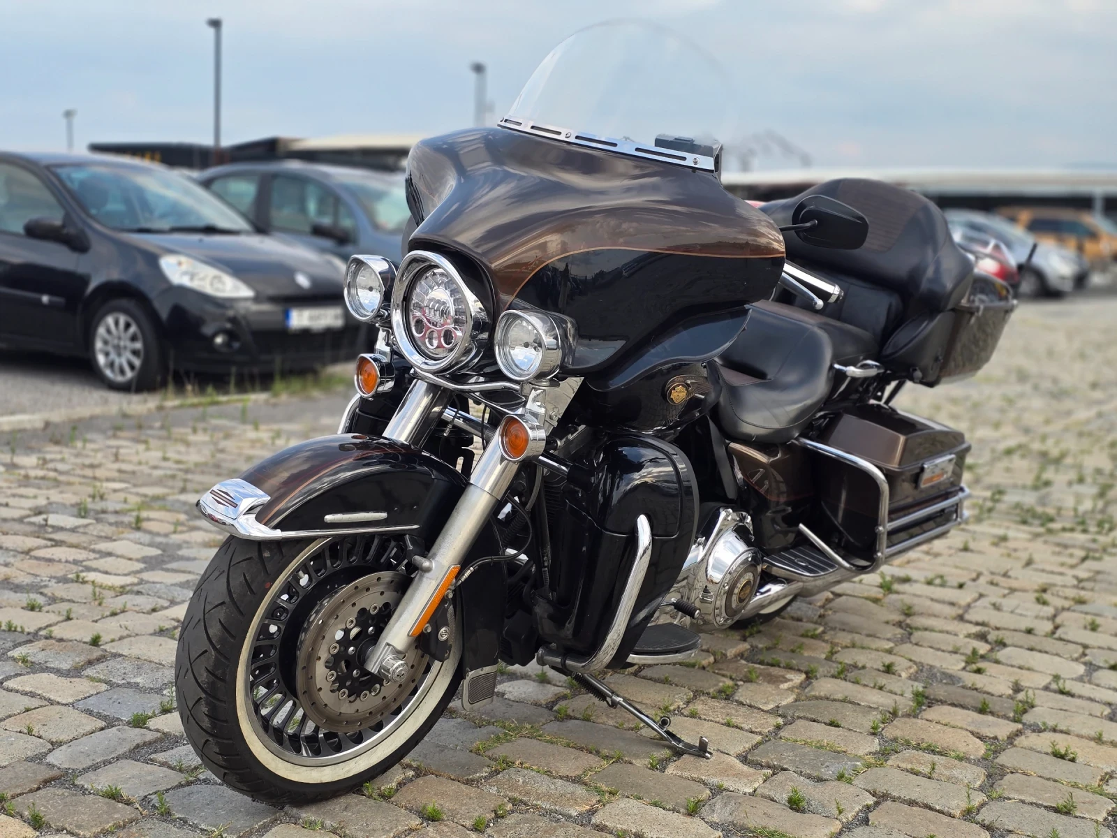 Harley-Davidson Electra Glide Classic ЮБИЛЕЕН МОДЕЛ 2013 ГОДИНА - изображение 3