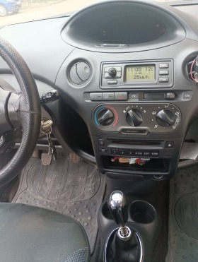 Toyota Yaris 1.4D, снимка 6 - Автомобили и джипове - 45546650