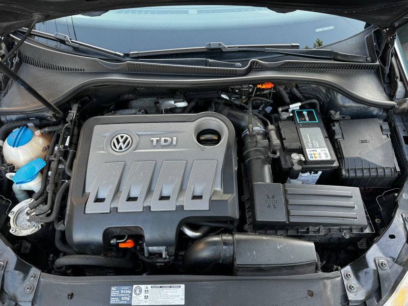 VW Golf 2.0TDI 4x4, снимка 17 - Автомобили и джипове - 45793779