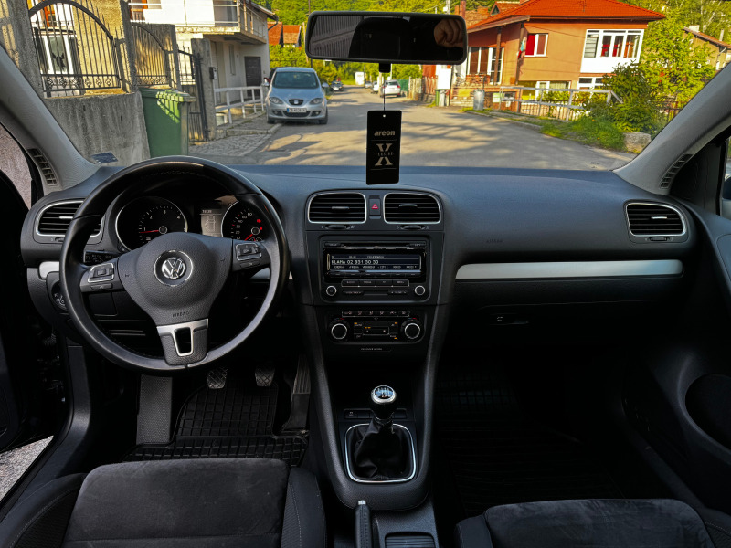 VW Golf 2.0TDI 4x4, снимка 13 - Автомобили и джипове - 45793779