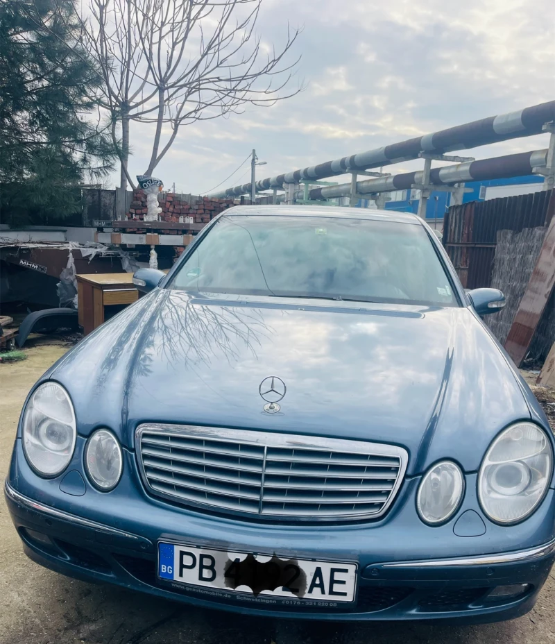 Mercedes-Benz E 240, снимка 1 - Автомобили и джипове - 48886555