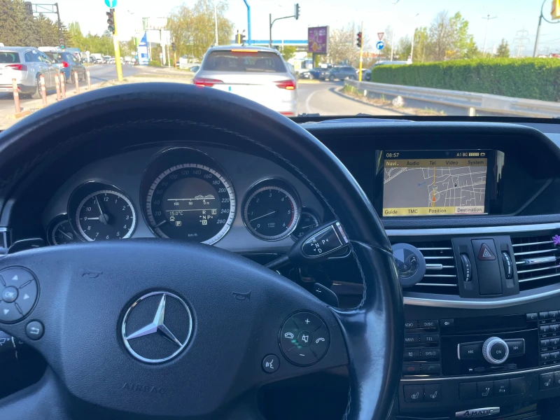 Mercedes-Benz E 350, снимка 12 - Автомобили и джипове - 49312893