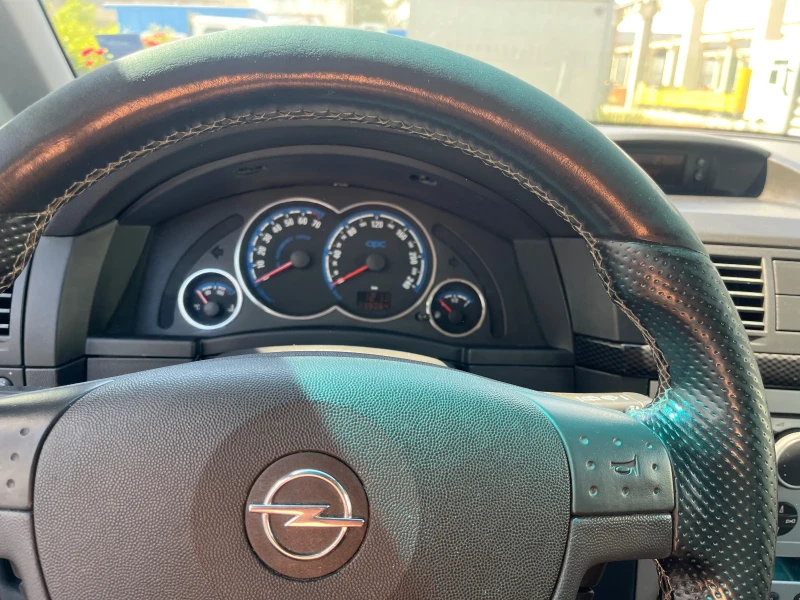 Opel Meriva OPC 1.6 TURBO, снимка 10 - Автомобили и джипове - 52244599