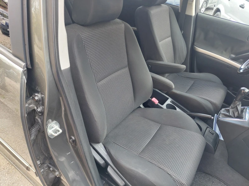 Toyota Corolla verso 7-МЕСТА.ТОП СЪСТОЯНИЕ, снимка 8 - Автомобили и джипове - 52490277