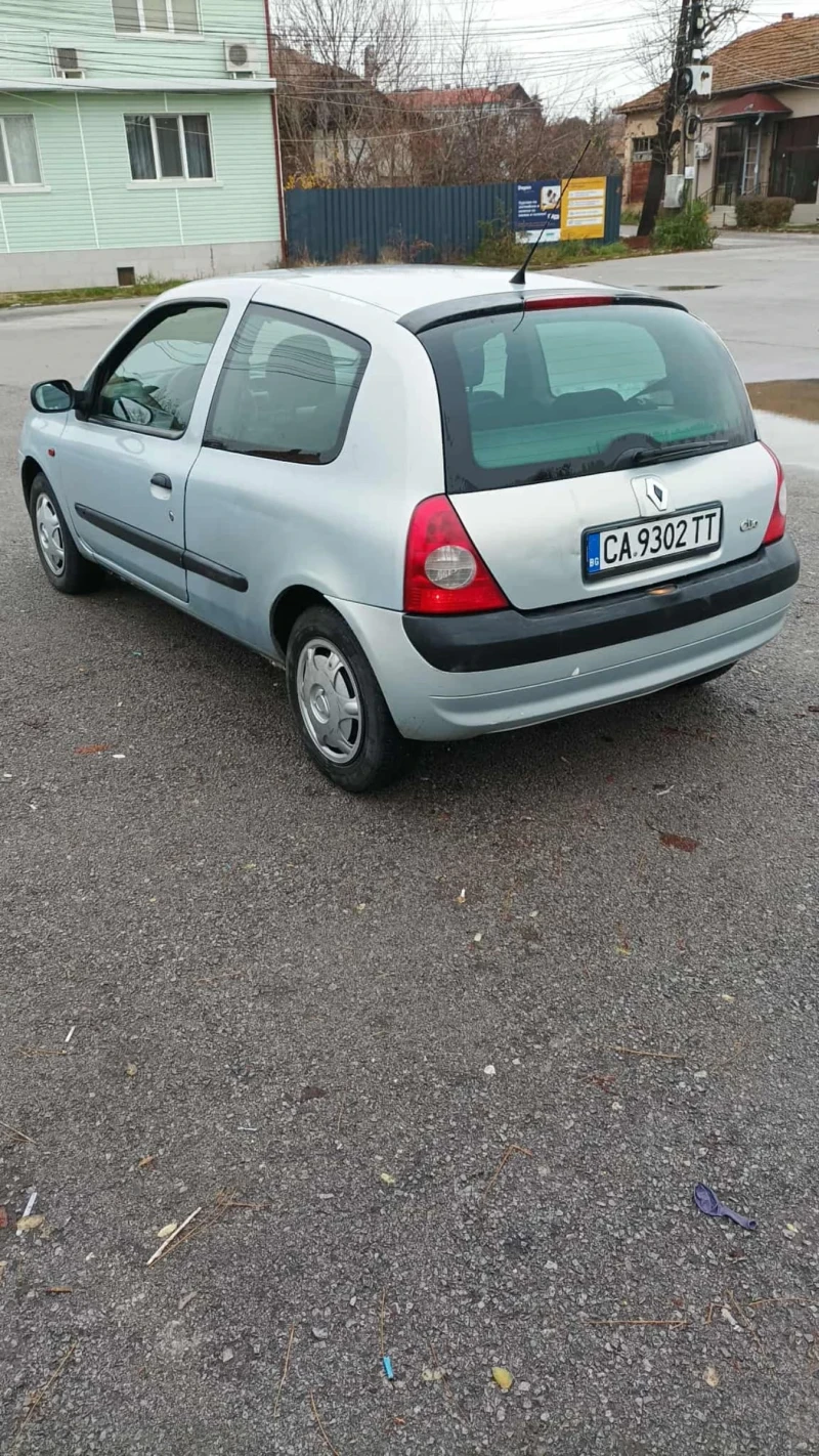 Renault Clio 1.2, снимка 6 - Автомобили и джипове - 52594833