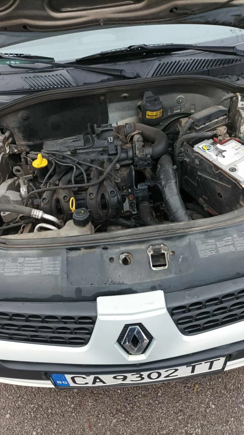 Renault Clio 1.2, снимка 7 - Автомобили и джипове - 52594833