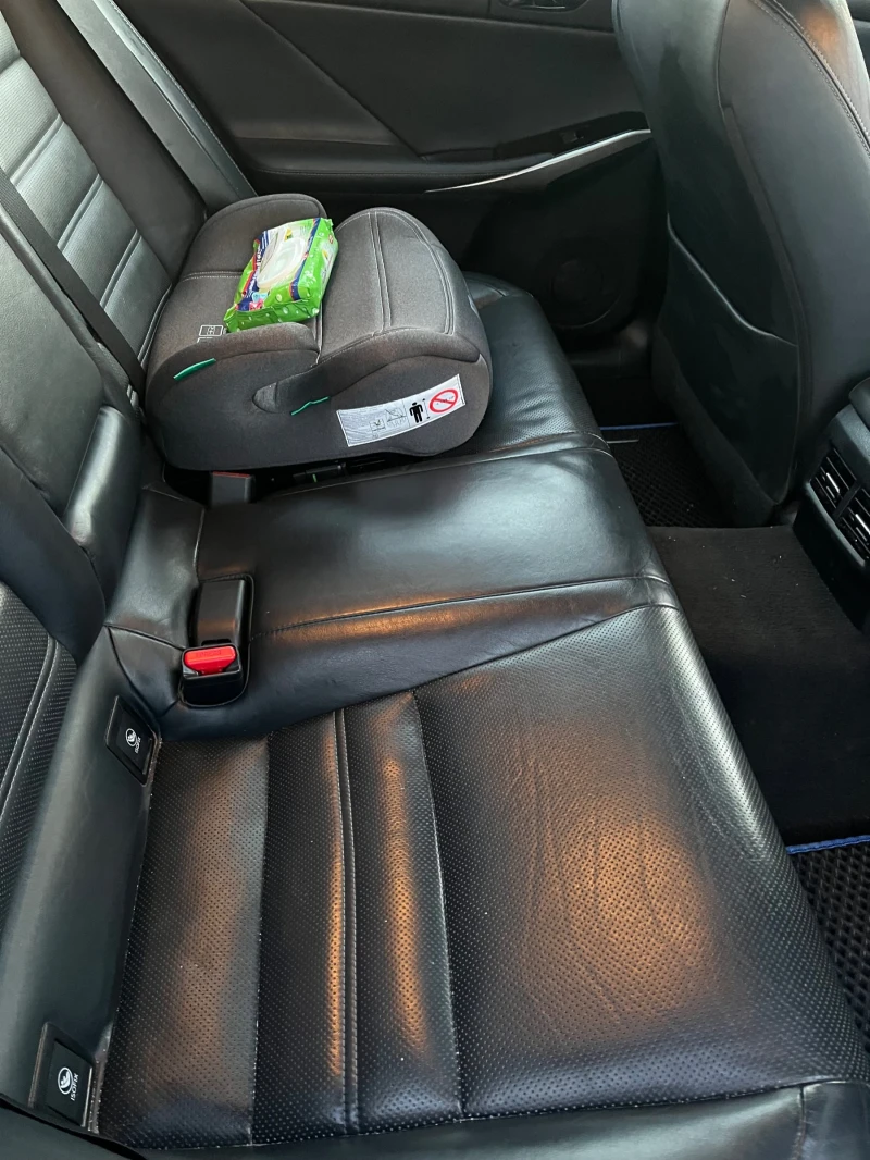 Lexus IS 300, снимка 7 - Автомобили и джипове - 53081998