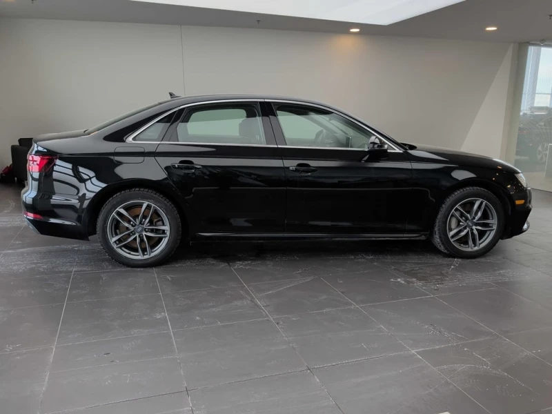 Audi A4 * Progressiv * CARFAX * БЕЗ ПЪРВОНАЧАЛНА ВНОСКА, снимка 3 - Автомобили и джипове - 53094410