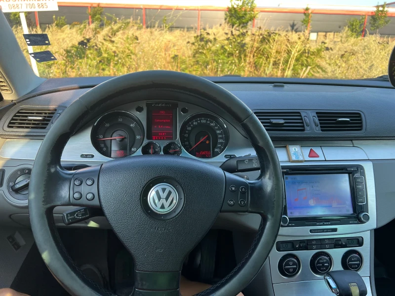 VW Passat, снимка 11 - Автомобили и джипове - 53140846