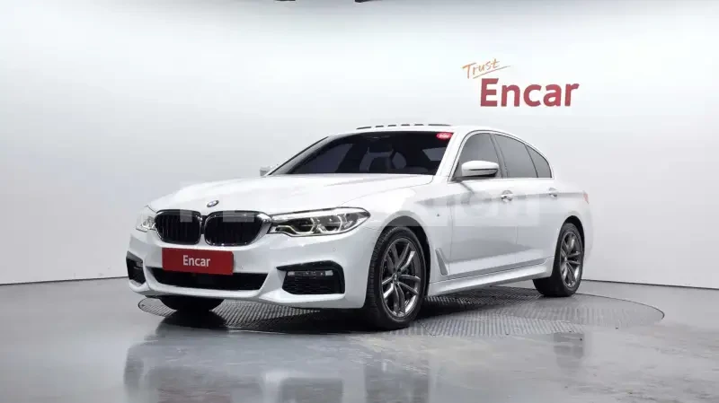 BMW 530 xDrive| DISTRONIC| КАМЕРА| ПОДГРЕВ| ВКЛ. ТЕХНОТЕСТ