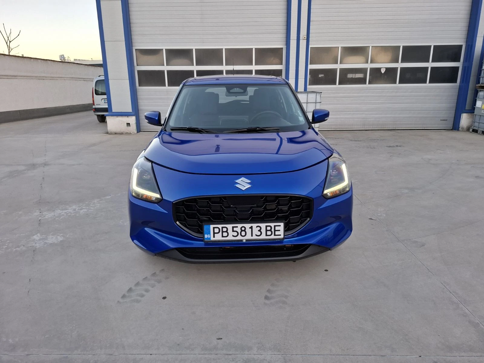 Suzuki Swift GLX, снимка 1