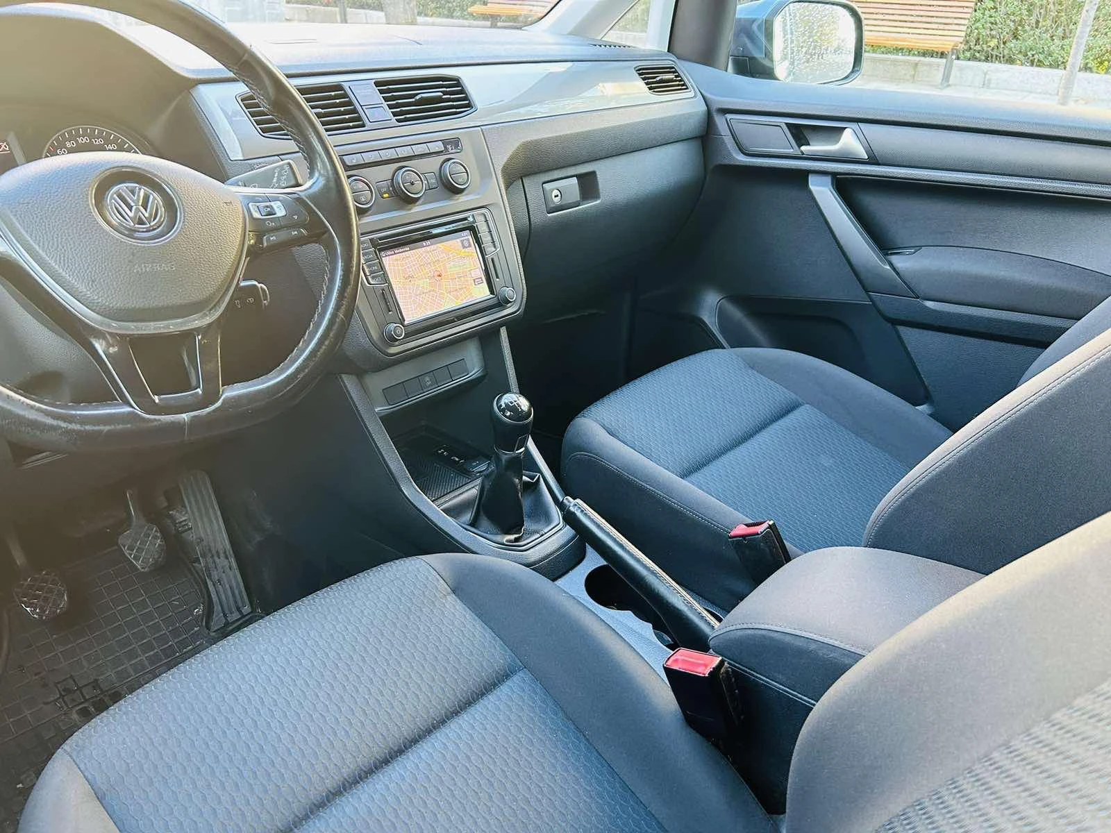 VW Caddy 1.4i TGI Метан с вкл.ддс - изображение 10