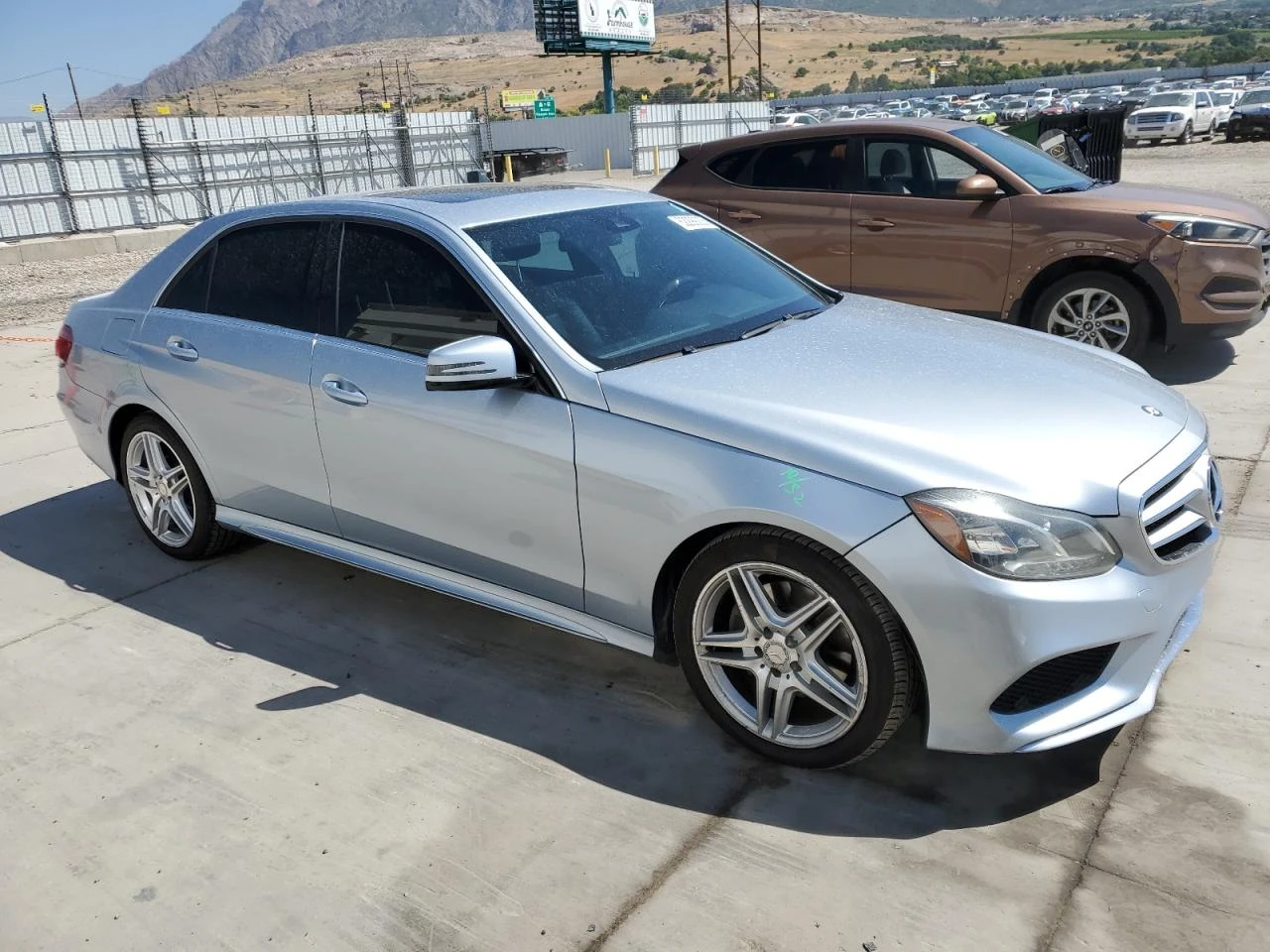 Mercedes-Benz E 350 4MATIC, AMG OPTIC  - изображение 4