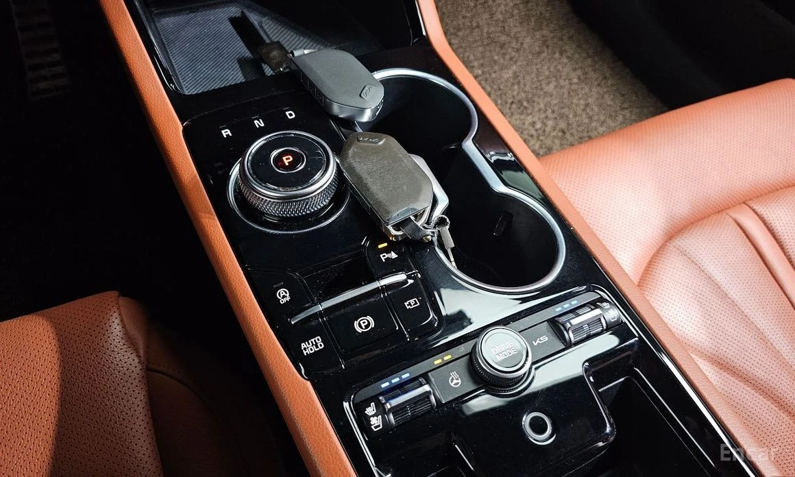 Kia K5  - изображение 9