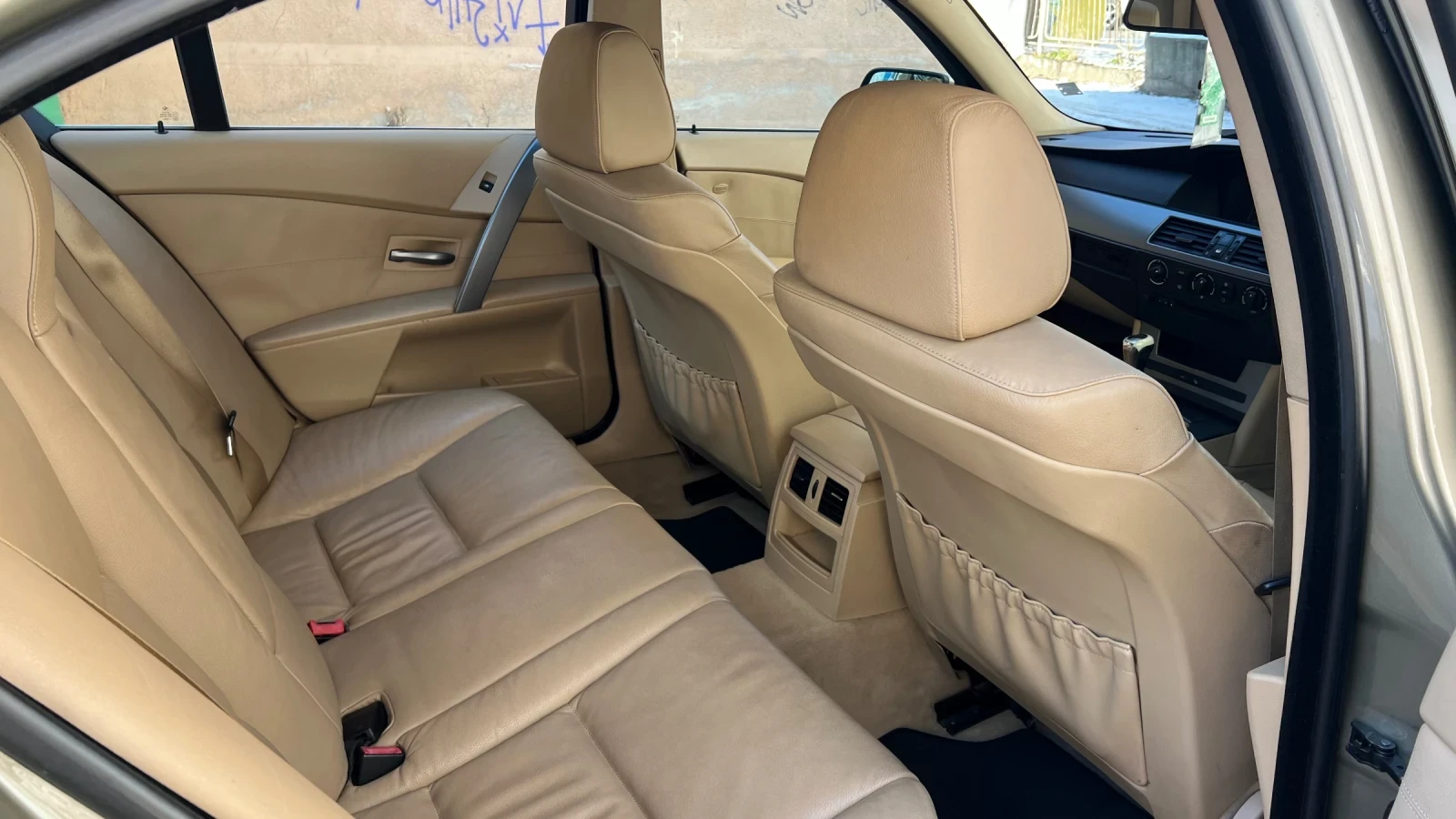 BMW 520  - изображение 6