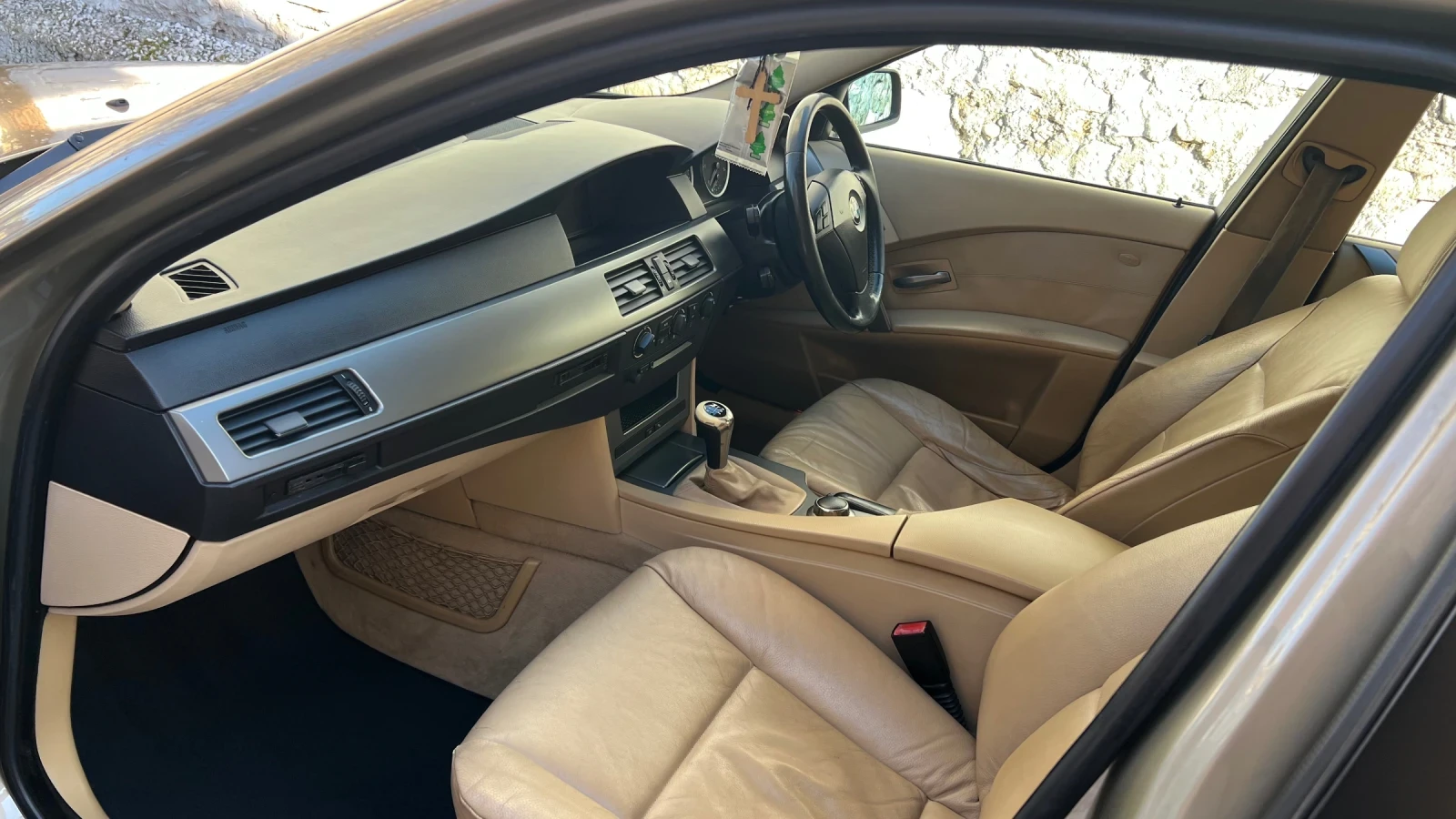 BMW 520  - изображение 2