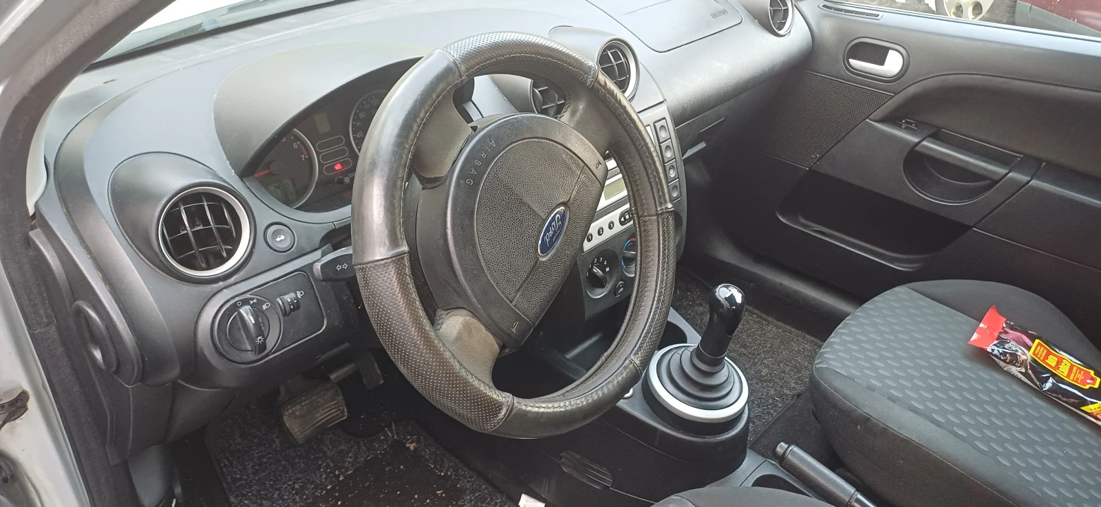 Ford Fiesta  - изображение 4