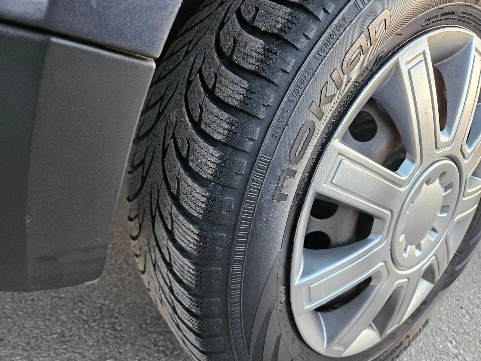 Ford Galaxy 2.0, 131к.с., Перфектен!!!, снимка 15 - Автомобили и джипове - 53831602