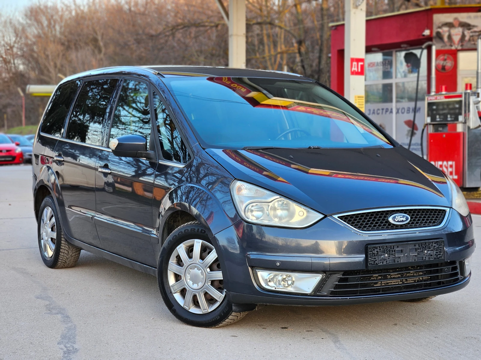 Ford Galaxy 2.0, 131к.с., Перфектен!!!, снимка 3 - Автомобили и джипове - 53831602