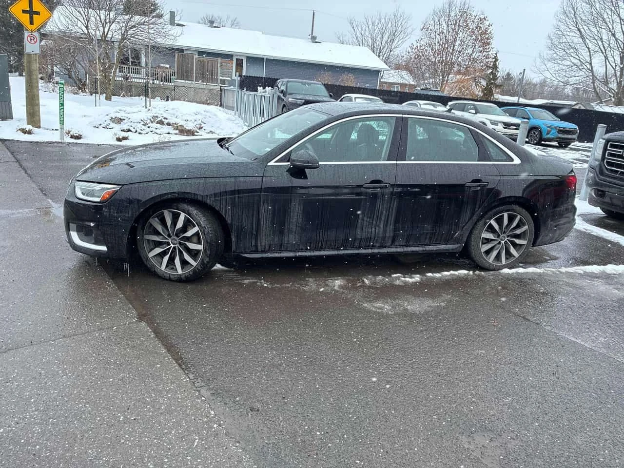 Audi A4 CARFAX/Подгрев/Памет/Панорама/Клип/2 ключа , снимка 2 - Автомобили и джипове - 53918826