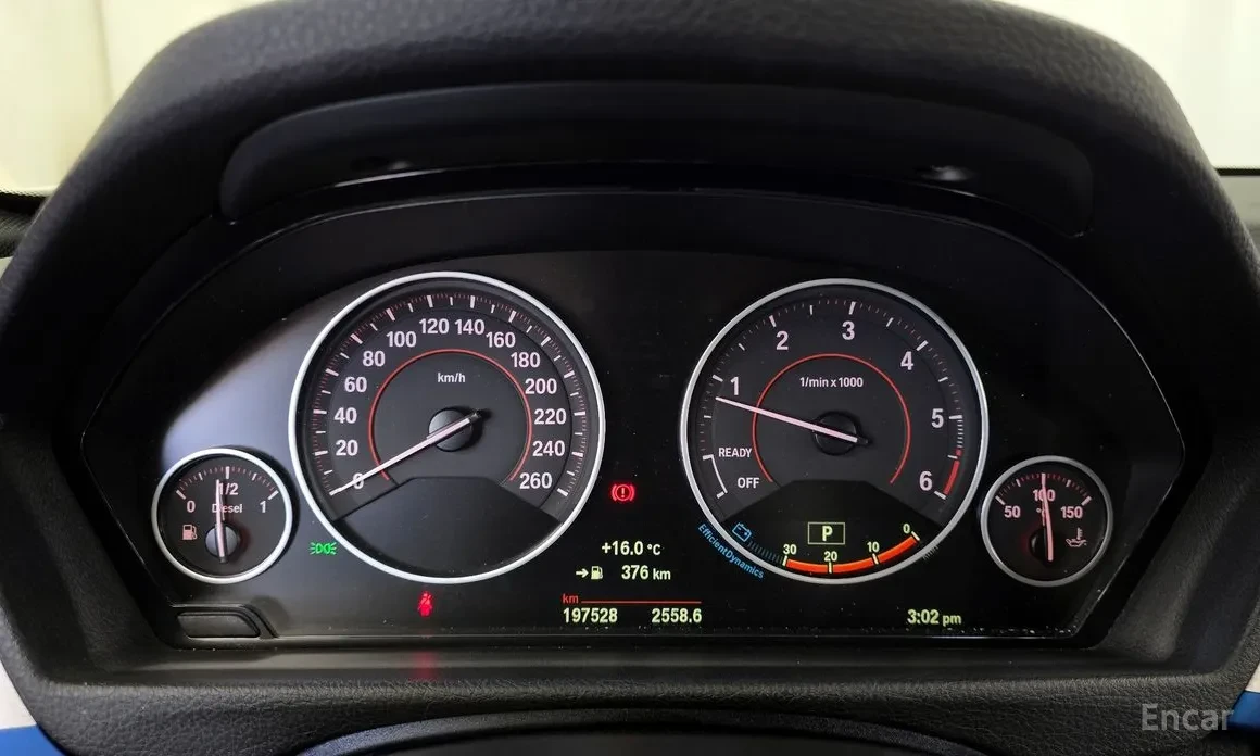 BMW 320 M-PACK / HEADUP / ПОДГРЕВИ, снимка 10 - Автомобили и джипове - 54060356