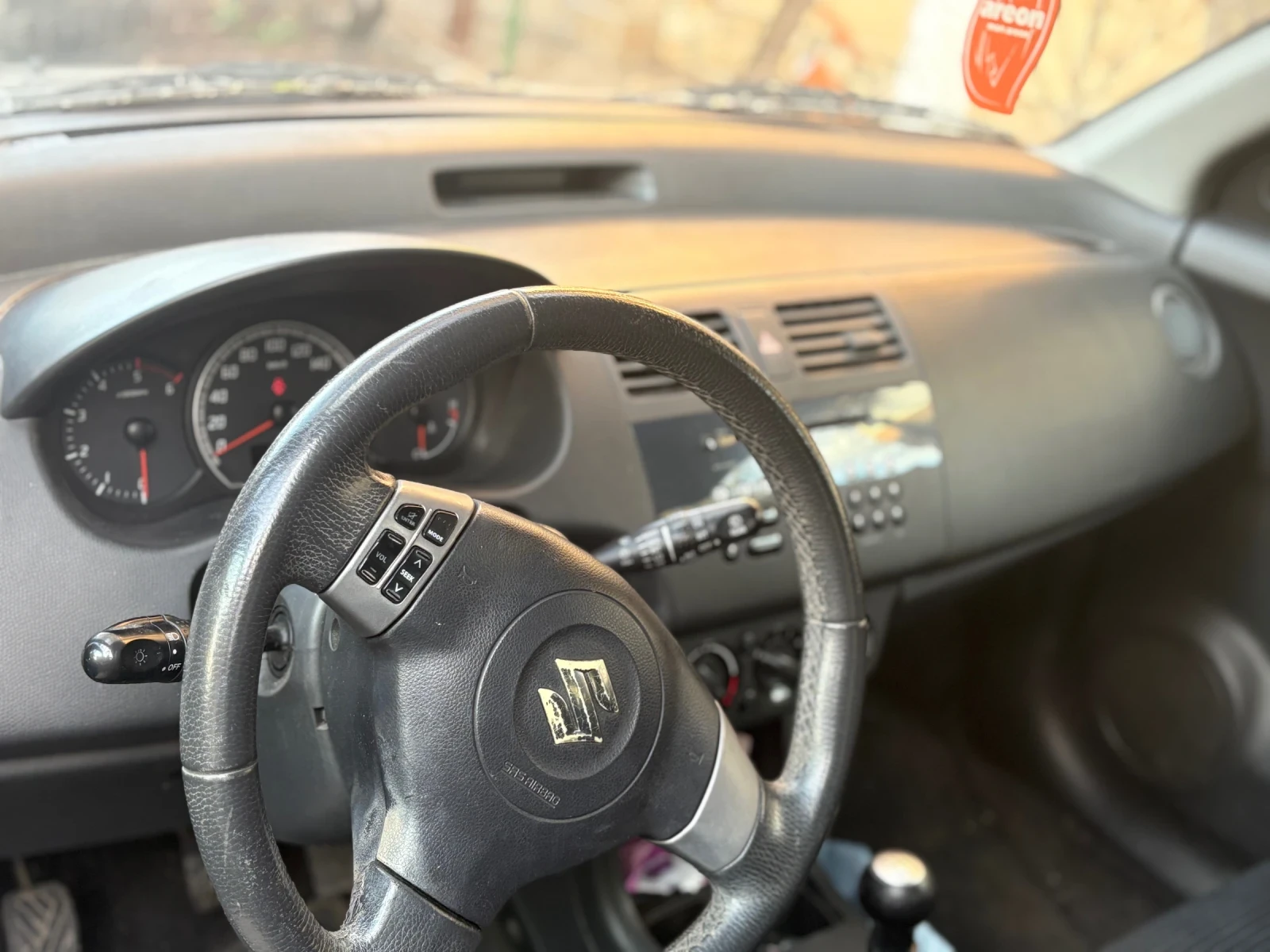 Suzuki Swift 130000, снимка 4 - Автомобили и джипове - 54317174