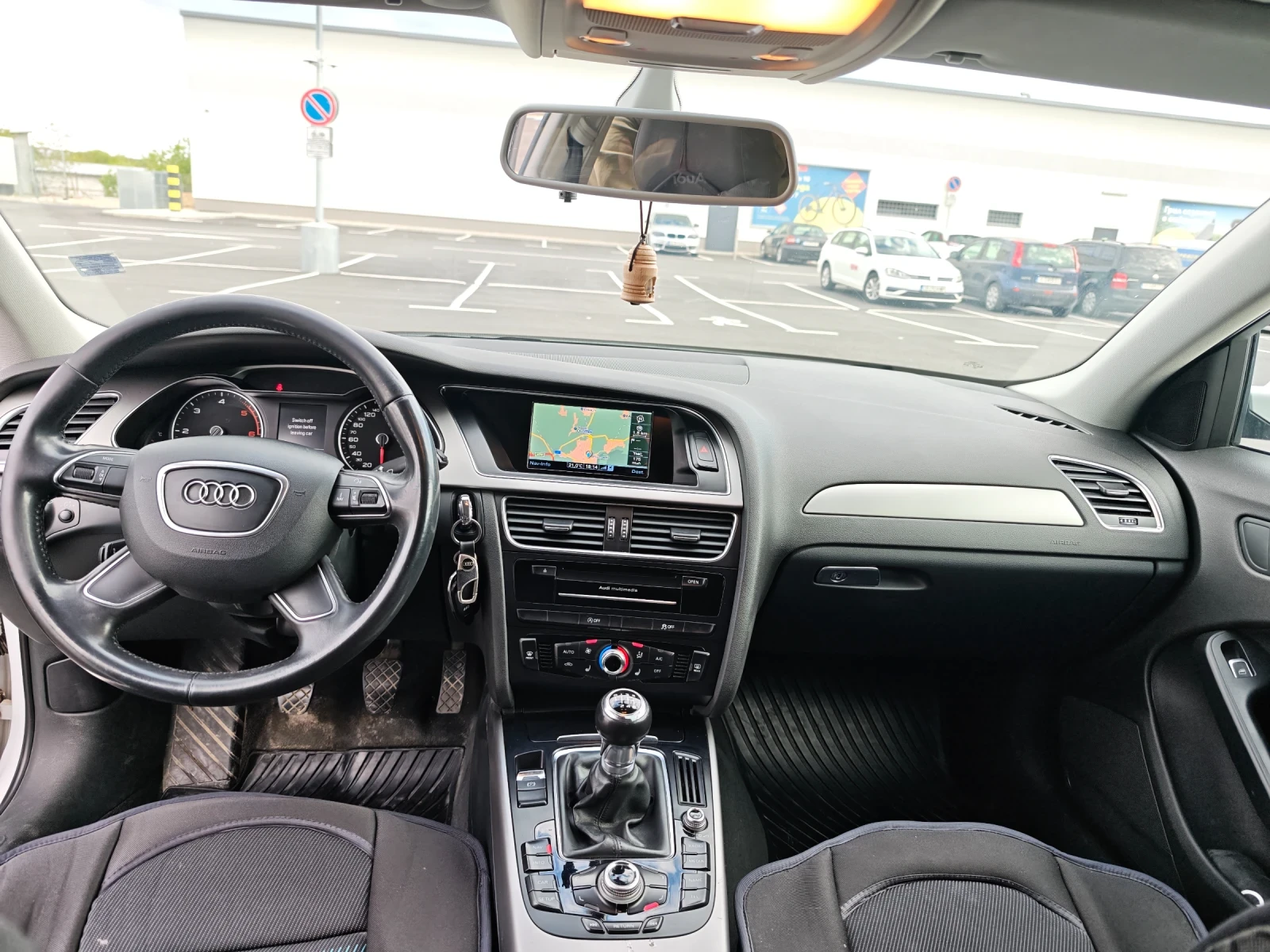 Audi A4 2.0D, снимка 12 - Автомобили и джипове - 54417074