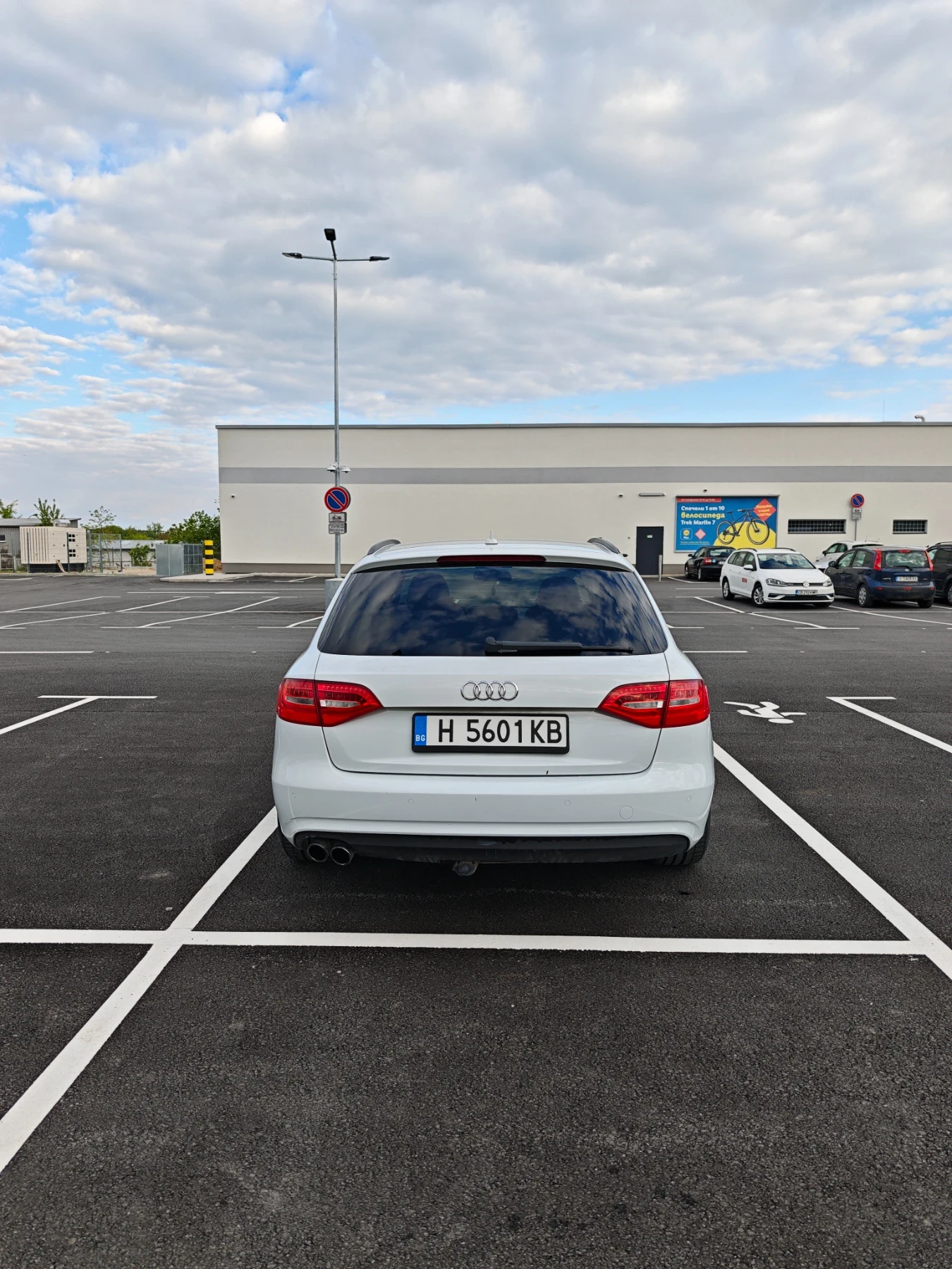 Audi A4 2.0D, снимка 7 - Автомобили и джипове - 54417074