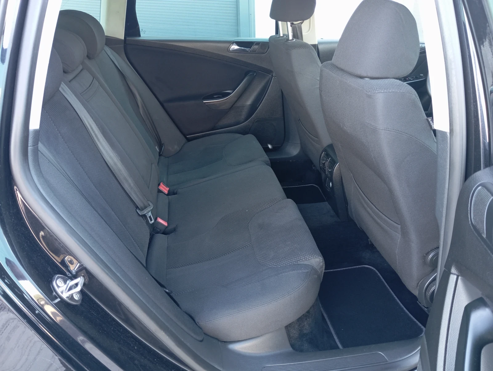 VW Passat 2.0TDI ЛИЗИНГ , снимка 10 - Автомобили и джипове - 54715323