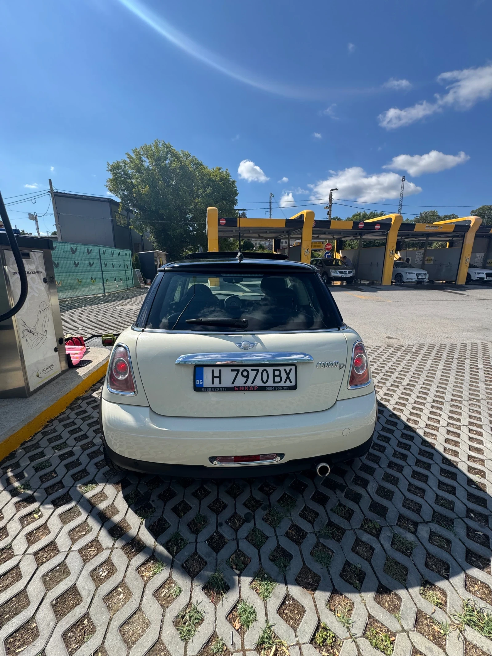 Mini Cooper Mini Cooper 1.6 d...PANORAMA..КОЖЕН САЛОН, снимка 7 - Автомобили и джипове - 54977333