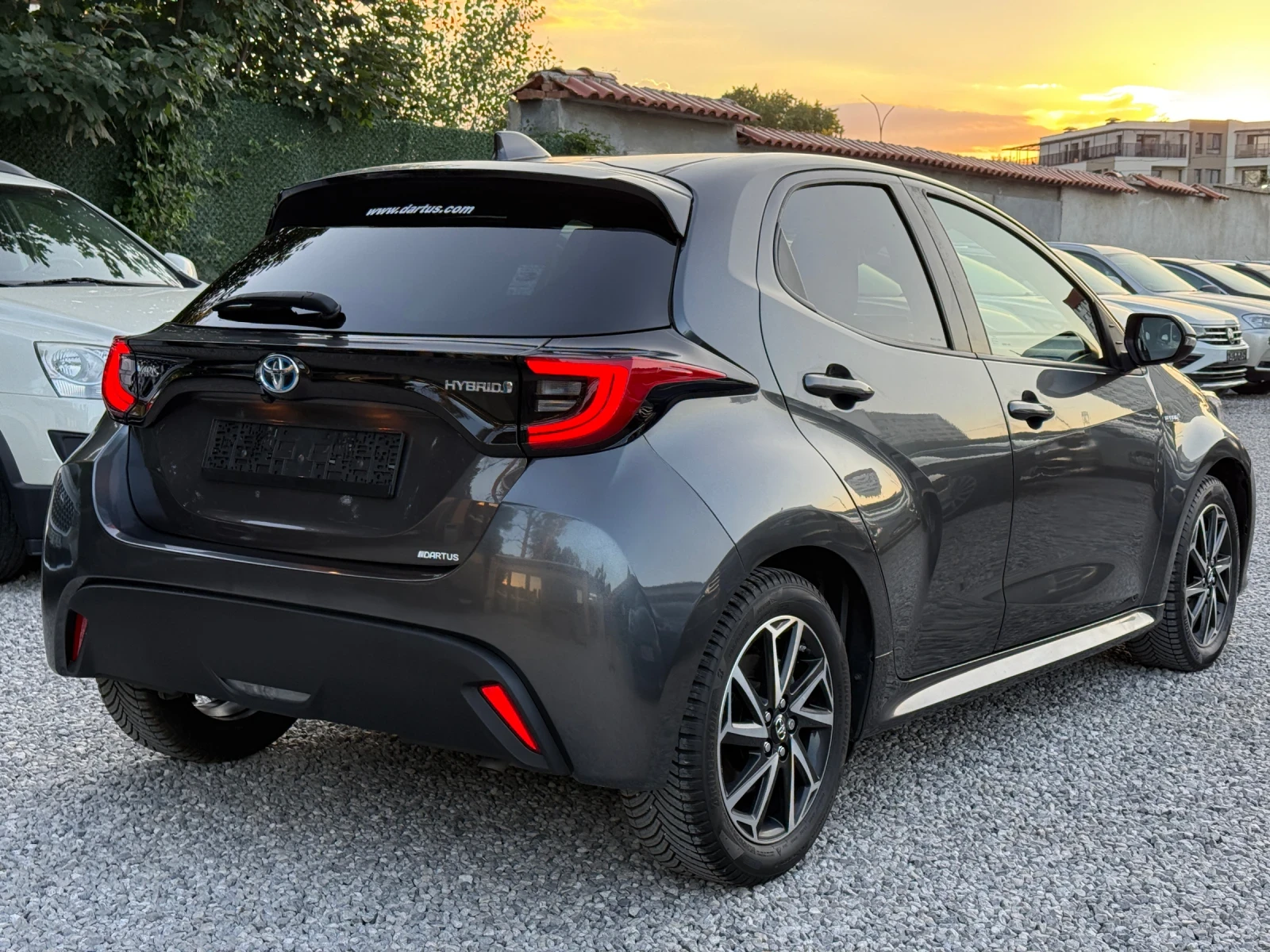 Toyota Yaris 1.5HYBRID/92hp/������/Full LED | Mobile.bg � ����������� 7