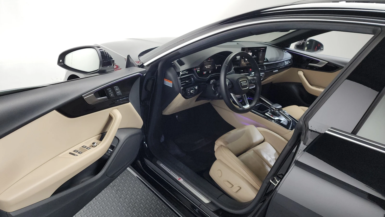 Audi A5 2.0 TFSI Quattro, снимка 9 - Автомобили и джипове - 55378262