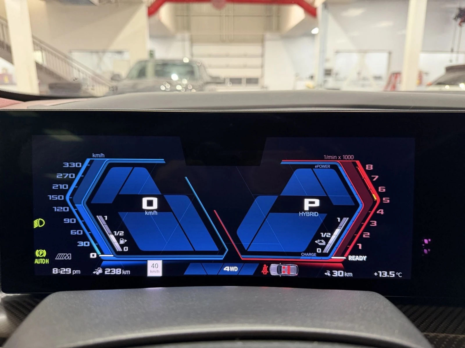 BMW XM Автокредит Цена до България, снимка 11 - Автомобили и джипове - 55558026