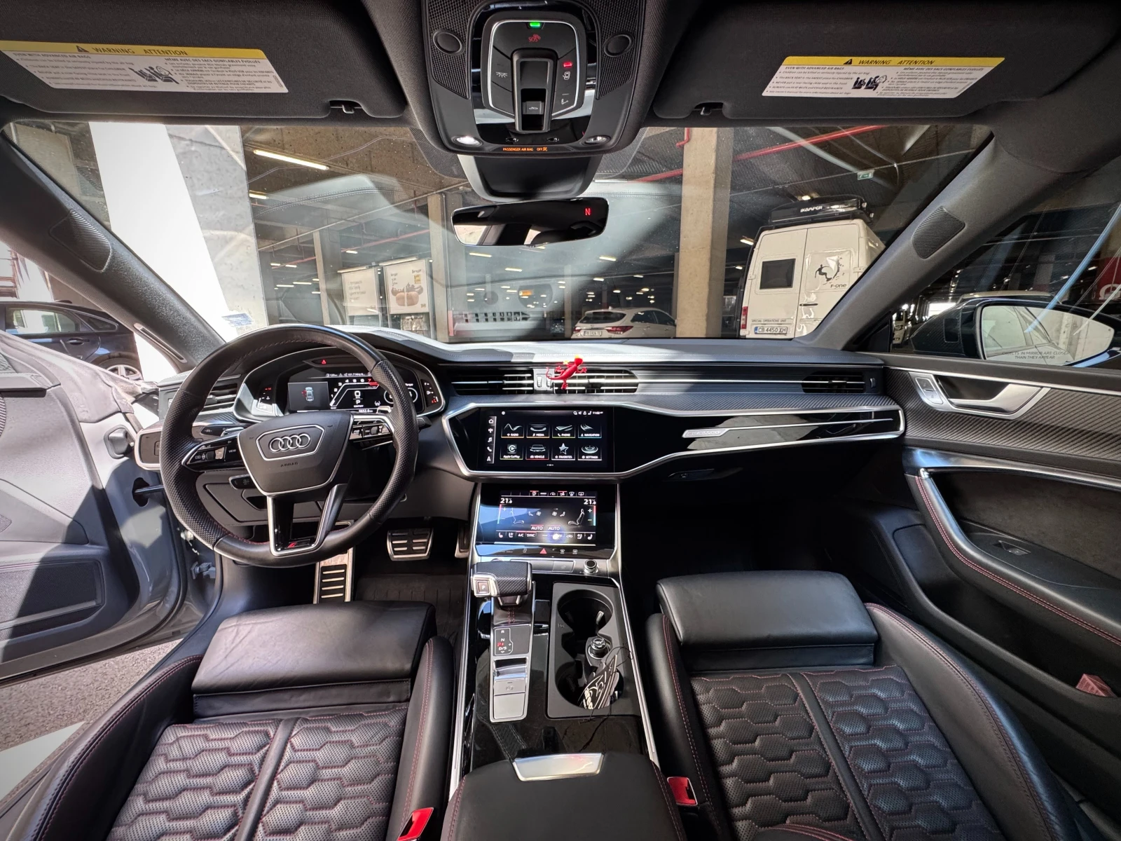 Audi Rs7 600 К.С. / NIGHT VISION / CARBON / 22 ДЖАНТИ, снимка 12 - Автомобили и джипове - 55624162