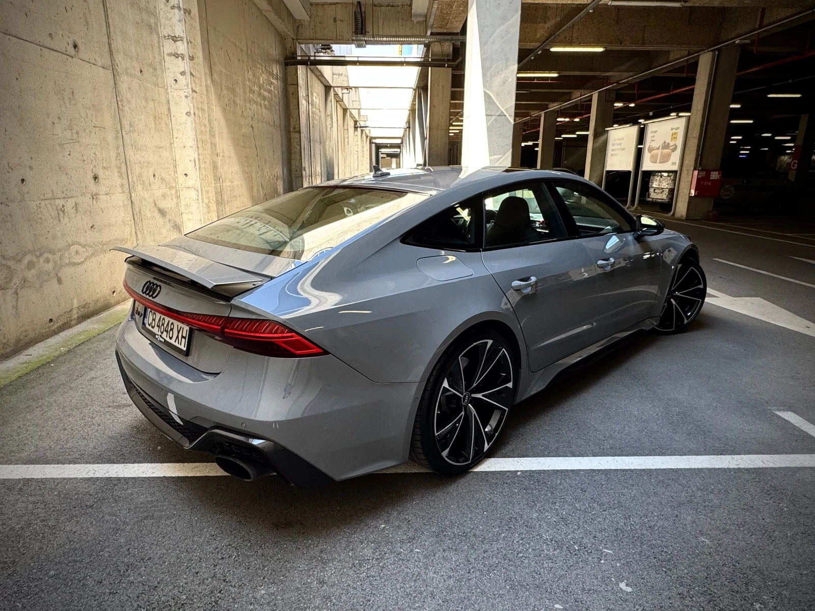 Audi Rs7 600 К.С. / NIGHT VISION / CARBON / 22 ДЖАНТИ, снимка 7 - Автомобили и джипове - 55624162