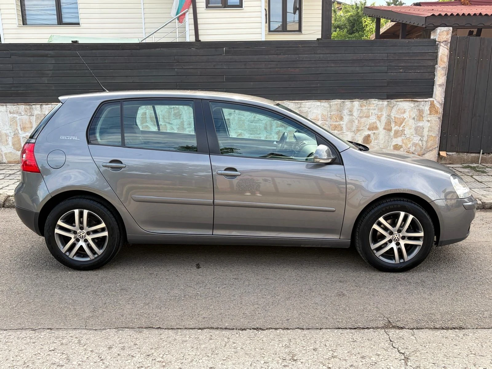 VW Golf 1.9Tdi DSG Goal Обслужен!, снимка 6 - Автомобили и джипове - 55657767
