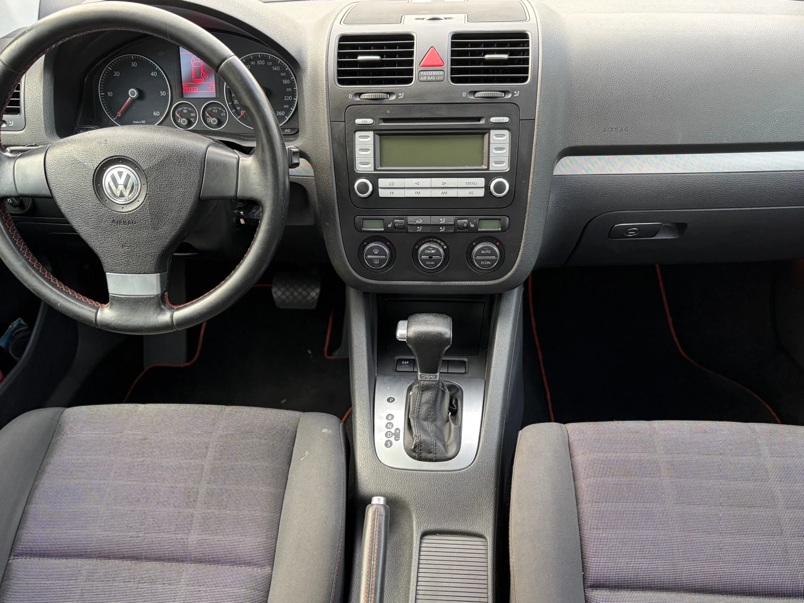 VW Golf 1.9Tdi DSG Goal Обслужен!, снимка 9 - Автомобили и джипове - 55657767