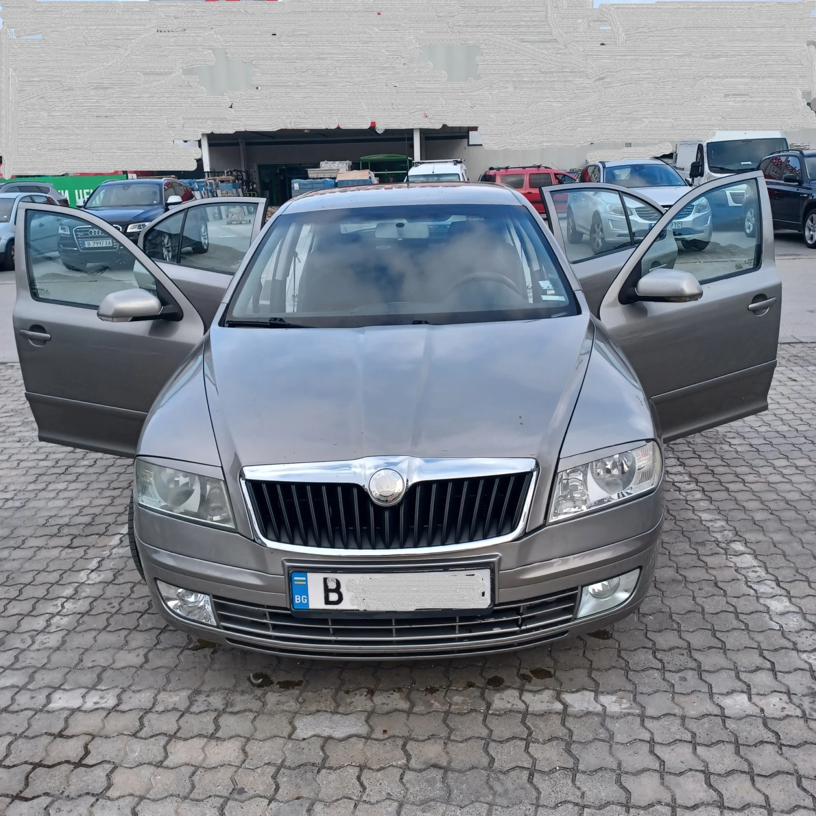Skoda Octavia, снимка 2 - Автомобили и джипове - 56200979