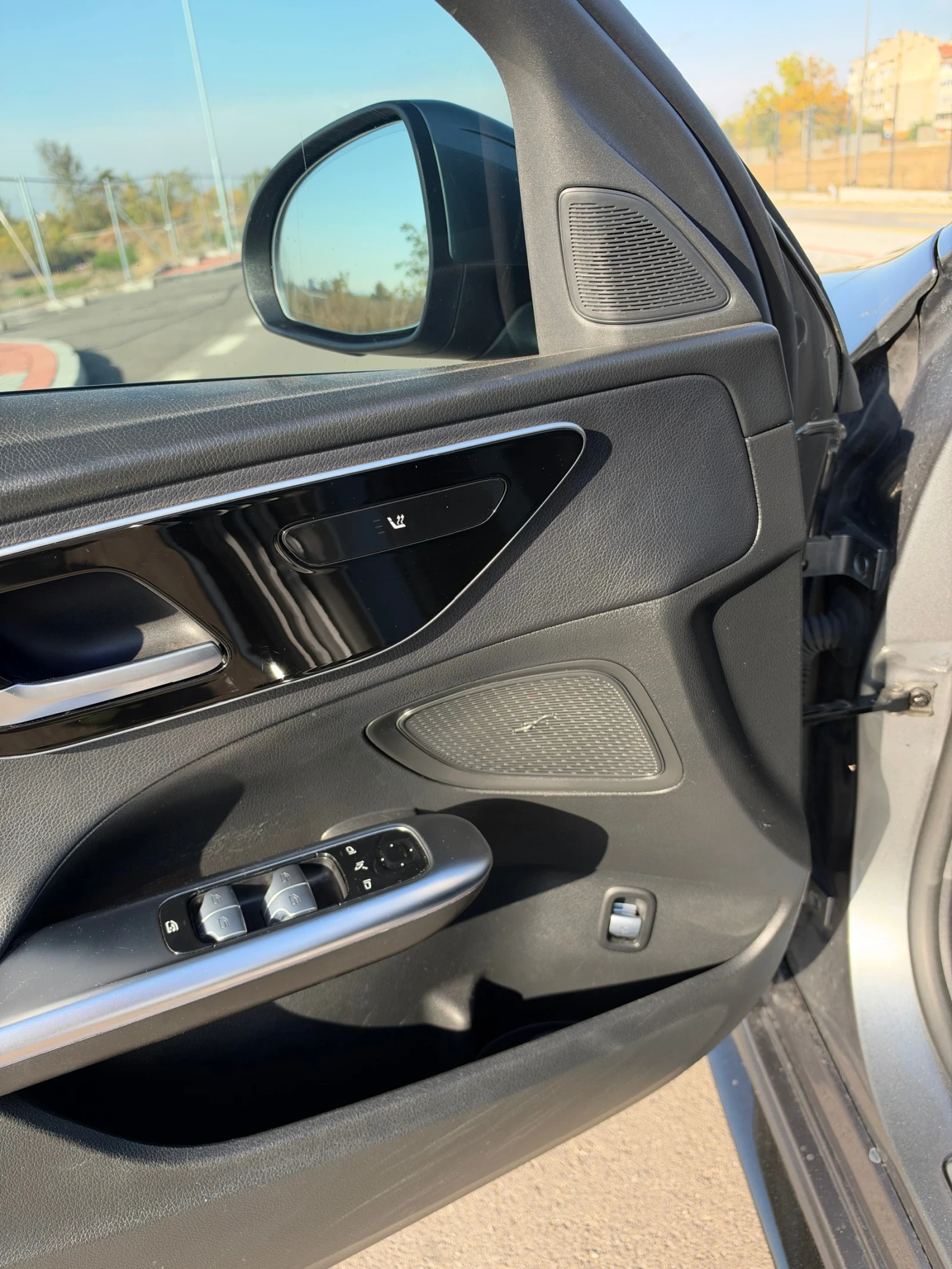 Mercedes-Benz C 220 D/63 AMG OPTIC/DISTRONIC/LANE ASSIST/LIZING | Mobile.bg � ����������� 11