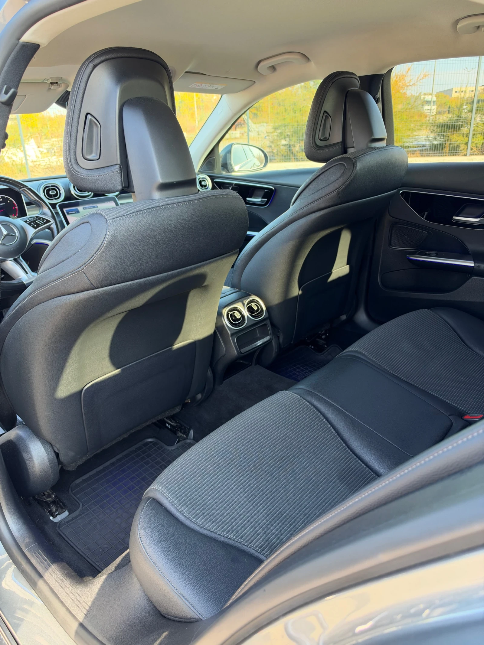 Mercedes-Benz C 220 D/63 AMG OPTIC/DISTRONIC/LANE ASSIST/LIZING | Mobile.bg � ����������� 14