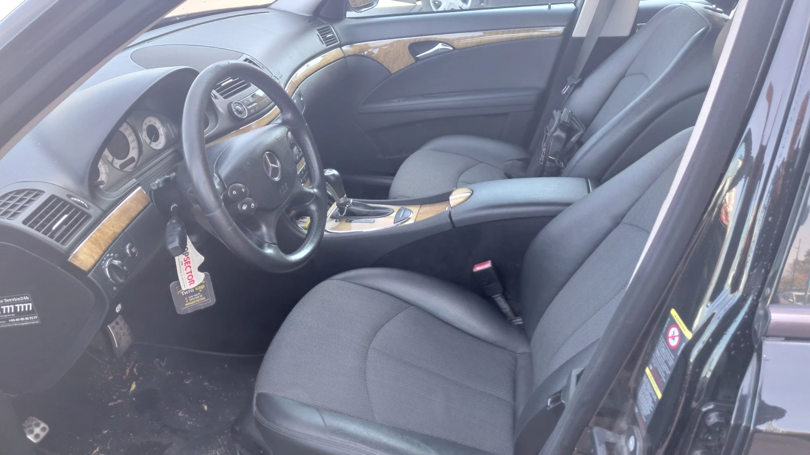 Mercedes-Benz E 200 Kompressor, снимка 6 - Автомобили и джипове - 56635025